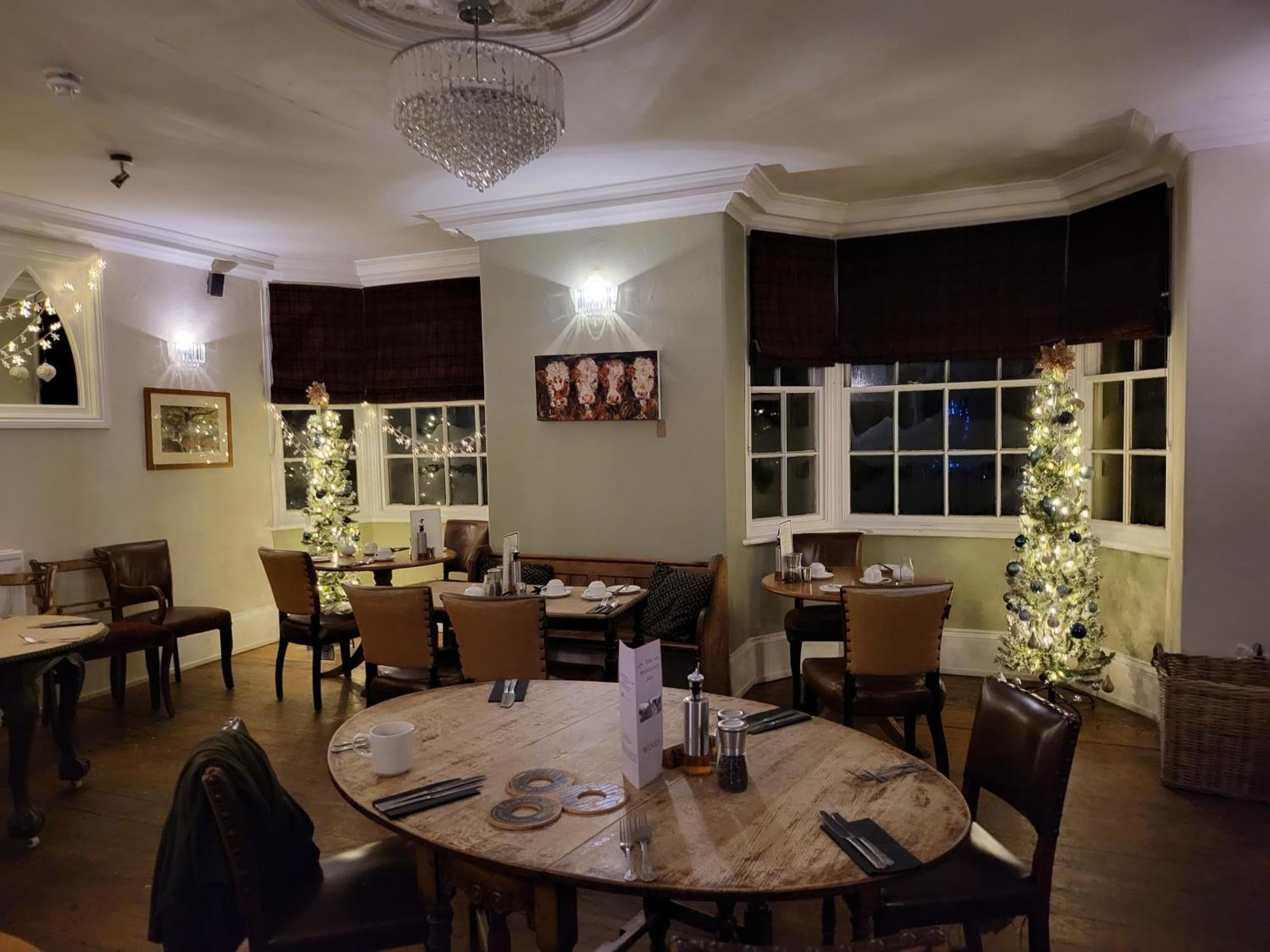 The Manifold Inn Hotel Hartington Exterior photo